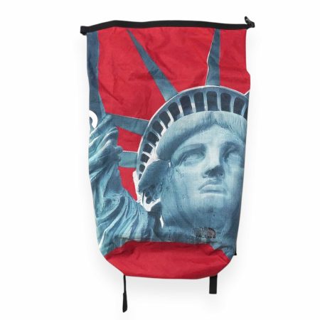 Supreme x The North Face Statue Of Liberty Waterproof  / Authentic