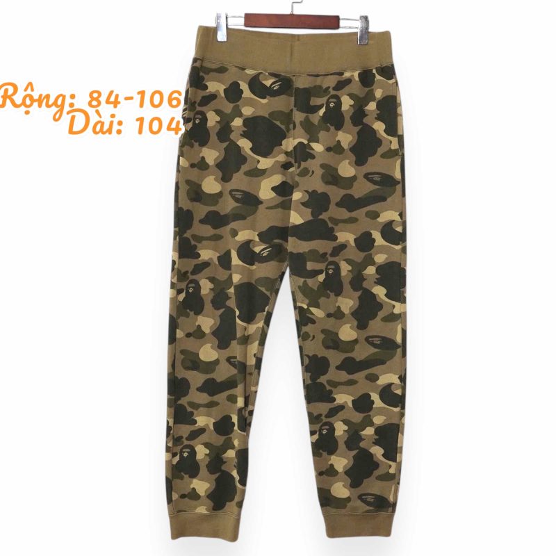 (L) Bape Camo Jogger SweatPant / Authentic