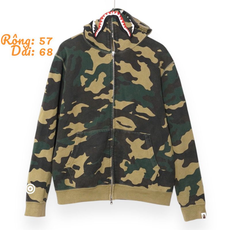 (M+) Bape Camo Green Shark Fullzip  / Authentic