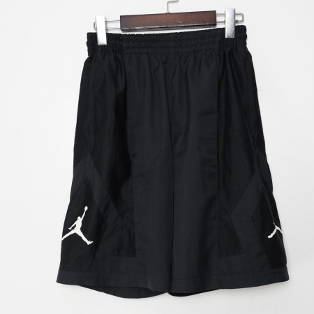 quân short Jodan.