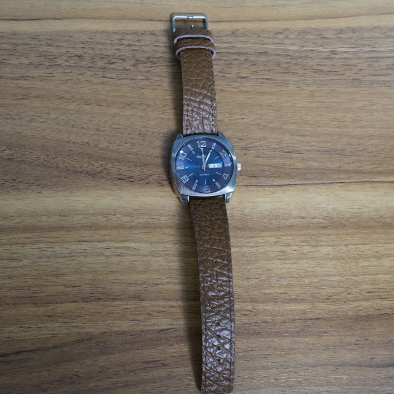 ✅ Seiko máy điện tử giả cơ.