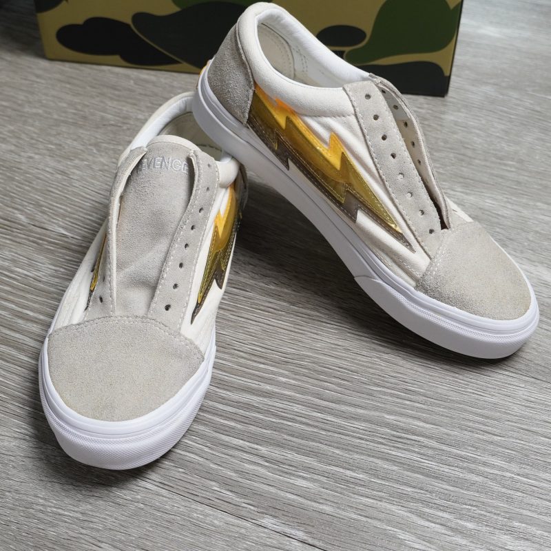 504351533 18515685442000661 5069134107224677865 n Thrift Shop 2nd Streetwear - Shop chuyên cung cấp các mặt hàng thời trang cao cấp, tiệm cận luxury. Đặc biệt là hàng chính hãng đã qua kiểm định nghiêm ngặt. Thrift Shop - Phong Secondhand