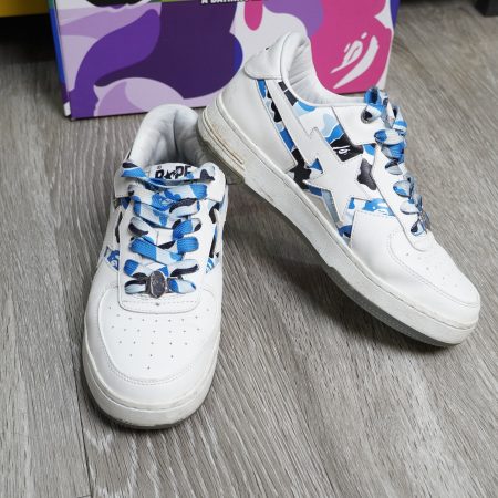 A BATHING APE.