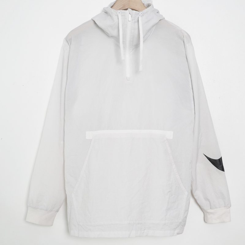 ✅ Nike Sportwear.